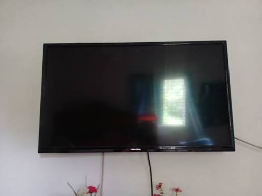 TV 32 inch